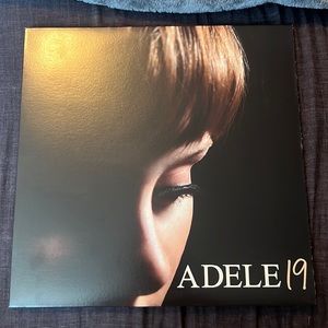 Adele 19 Record